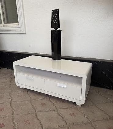 Тумба и подставка для телевизора, Напольная, ЛДСП, цвет - Белый