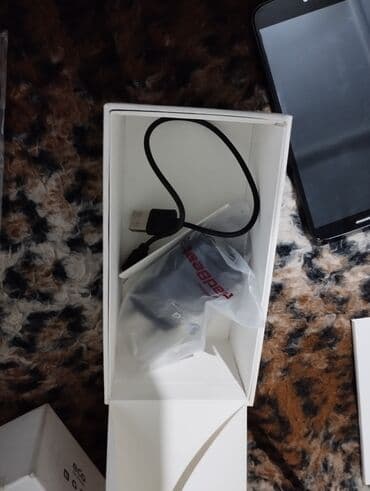 купить блок питания для ноутбука: LG G2, Б/у, 16 ГБ, цвет - Черный, 1 SIM — 4