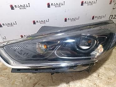 Сальники: Передняя левая фара Hyundai 2019 г., Б/у, Оригинал — 1