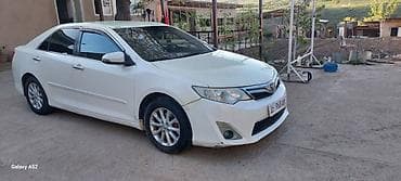 corolla 2004: Toyota Camry: 2014 г., 2.5 л, Автомат, Бензин, Седан — 2