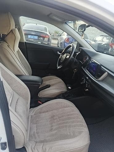 Kia Rio: 2017 г., 1.6 л, Автомат, Бензин, Седан — 6