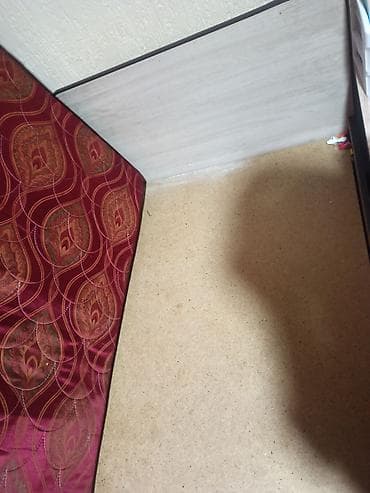 стол кыргыз: Продадим кровать вместе с матрасом б/у на матрасе есть большое — 9