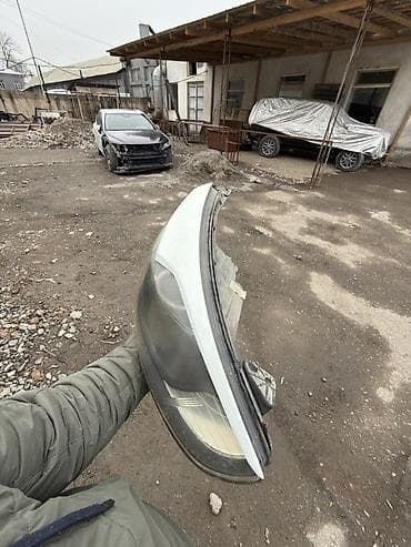 отражатель фары: Передняя левая фара Hyundai 2013 г., Б/у, Оригинал — 2