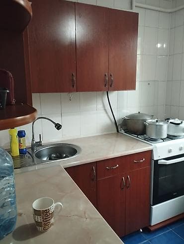 кок жар ж м: 2 бөлмө, Менчик ээси, Чогуу жашоосу жок, Жарым -жартылай эмереги бар — 3