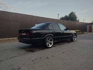 BMW: BMW 5 series: 1992 г., Седан — 5