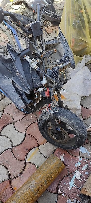 японский скутер цена: Макси-скутер 150 куб. см, Бензин, Б/у — 1