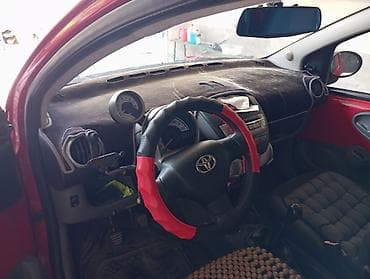 Транспорт: Toyota Aygo: 2008 г., Механика, Бензин, Хэтчбэк — 3
