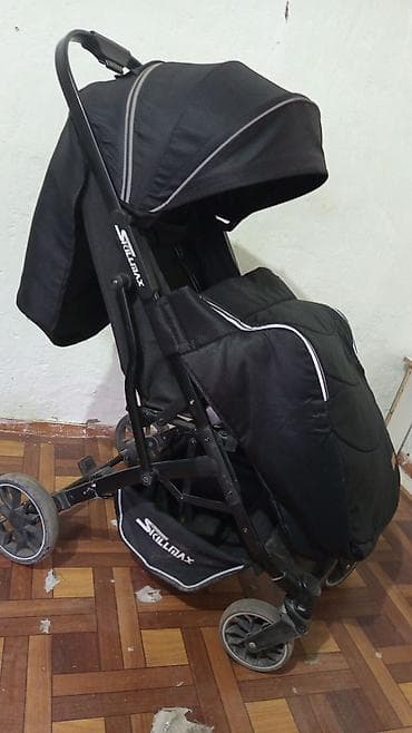 Детский транспорт: Коляска, цвет - Черный, Б/у — 1