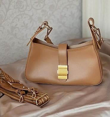 Pier Cardin кожаная 2000с. 
Италия кожаная 3500с