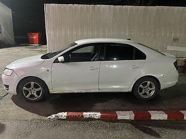 Скупка авто: Skoda Rapid: 2017 г., Седан — 3