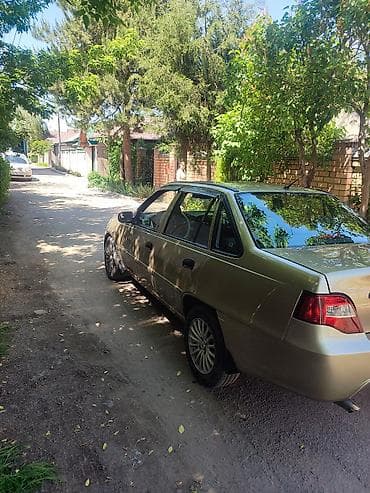 sonata 2014: Daewoo Nexia: 2011 г., 1.6 л, Механика, Бензин, Седан — 4