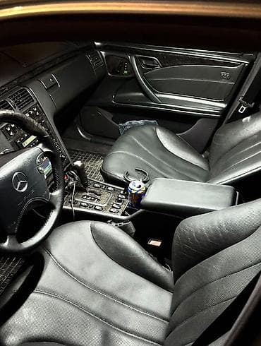 мэри: Mercedes-Benz E-Class: 2002 г., 5.5 л, Автомат, Бензин, Седан — 6