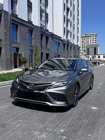 Унаа сатуу: Toyota Camry: 2022 г., 2.5 л, Вариатор, Гибрид, Седан — 1
