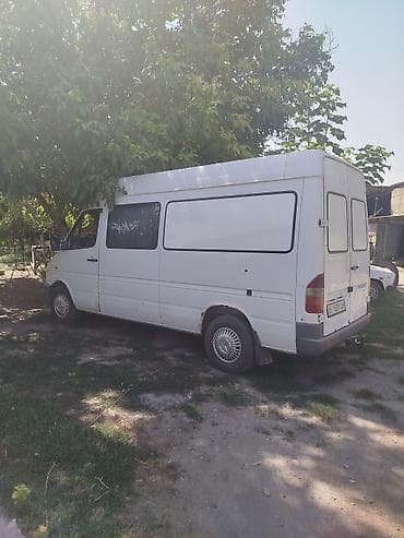 210 белый: Mercedes-Benz Спринтер: 1999 г., 2.9 л — 2