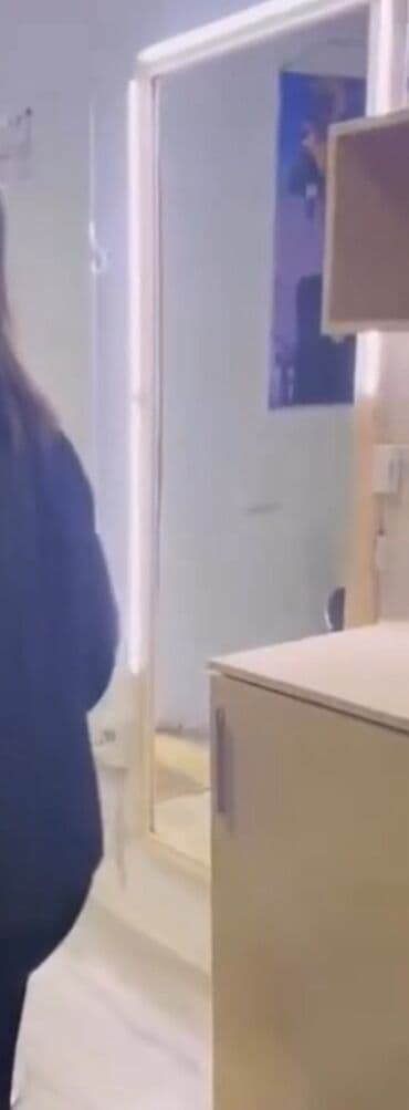 винтажная мебель: Парикмахерские кресла и мойка Комплект профессиональной мебели для — 7