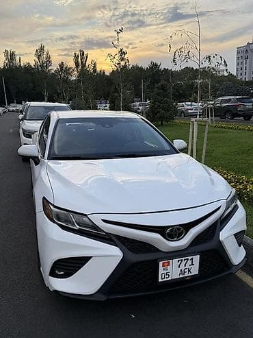 carplay android: Toyota Camry: 2018 г., 2.5 л, Автомат, Бензин, Седан — 3