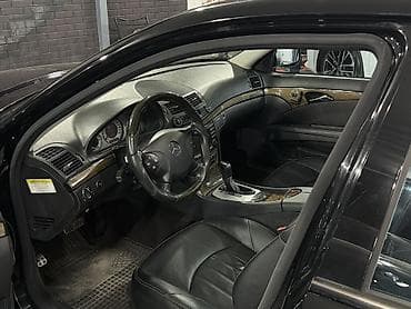 компрессор на мерс: Mercedes-Benz E-класс AMG: 2006 г., 5.5 л, Автомат, Бензин, Седан — 10