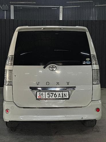 mark 2 qualis: Toyota Voxy: 2003 г., 2 л, Автомат, Бензин, Минивэн — 4