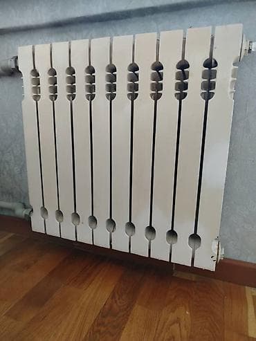 Продам чугунные радиаторы б/ у ( Россия ) в отличном состоянии, 4 at lalafo.kg Продам чугунные радиаторы б/ у ( Россия ) в отличном состоянии, 4