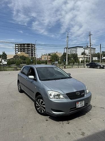 Toyota Corolla: 2003 г., 1.6 л, Механика, Бензин, Хэтчбэк — 4