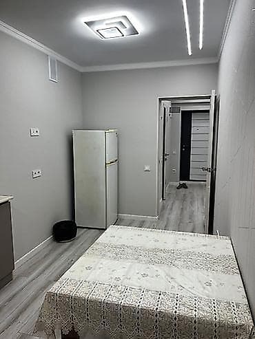 риэлтора: 1 комната, Риэлтор — 5