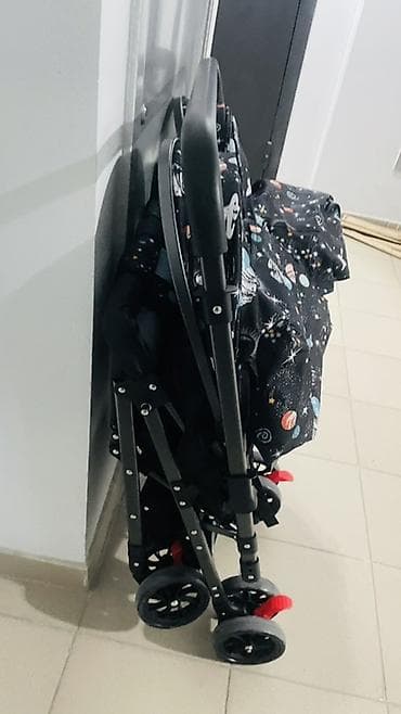 Коляска, цвет - Черный at lalafo.kg Коляска, цвет - Черный