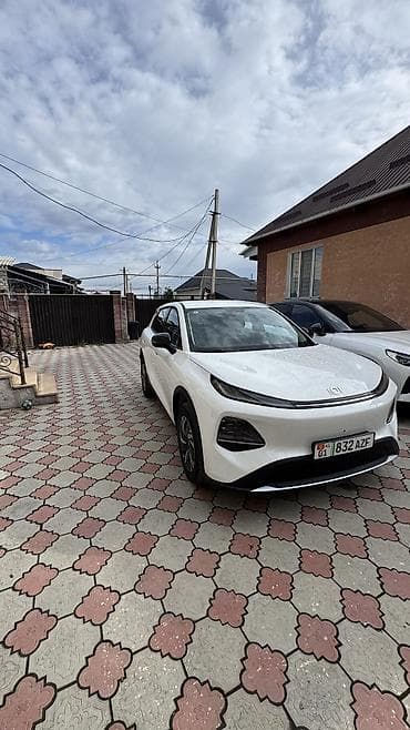 xpeng g3: Changan Qiyuan Q05: 2026 г., Электромобиль, Кроссовер — 2