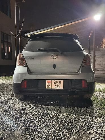 бампер на витз: Бампер Toyota, Б/у, Оригинал — 1