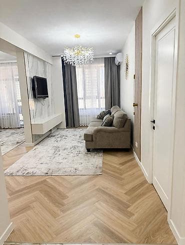 14: 3 комнаты, 137 м², Золотой квадрат Элитка, 10 этаж, Евроремонт — 1