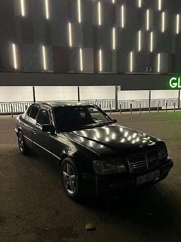 roewe er6: Mercedes-Benz W124: 1994 г., 3.2 л, Механика, Бензин, Седан — 4