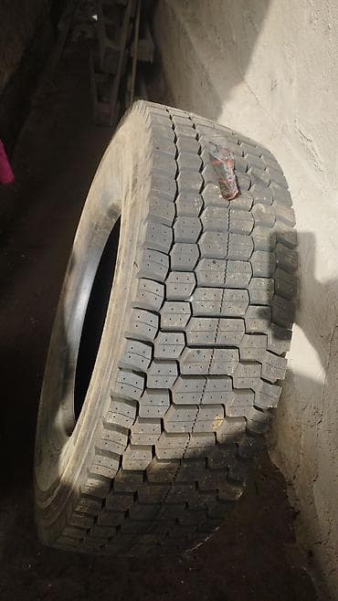 Грузовая шина GIANT 315/70 R22.5 - Тип: бескамерная дорожная/ведущая