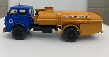 Продаю металические масштабные модели.Все модели масштаб 1/43.Все — 8
