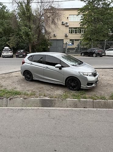 fit 2: Honda Fit: 2020 г., 1.5 л, Вариатор, Бензин, Хэтчбэк — 3