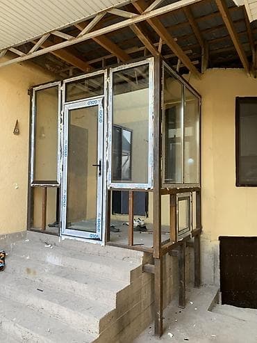 ветрозащита: Алюминиевое окно на заказ, Тип окна: Панорамные, Декоративные особенности: Декоративный переплет, Платная установка, В рассрочку — 6