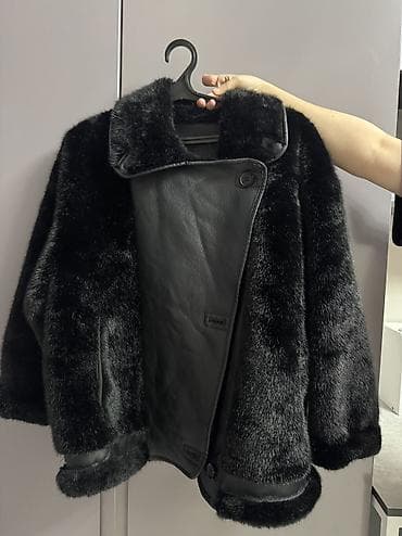 ted baker: Покупали на вб за 6к Искусственный мех, короткий фасон с оверсайз — 3