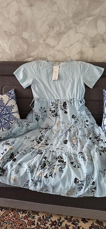 муслиновые платья: Платье миди, произведено в Италии (Made in Italy). Цвет — 1