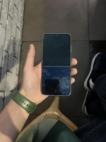 s 5 5: Samsung Galaxy S25+, Б/у, 128 ГБ, цвет - Фиолетовый — 4