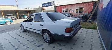 немка 302 303: Mercedes-Benz W124: 1988 г., 2.3 л, Седан — 3