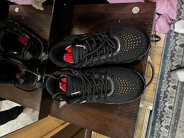 Мужские кроссовки, 40, Nike, Новый, цвет - Черный, Платная доставка