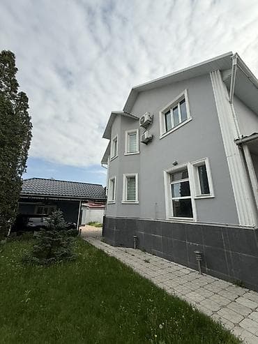 сдаю гараж: 🏡 Сдаётся в аренду частный дом на ул. Бакаева, 136 Долгосрочно / Под — 1