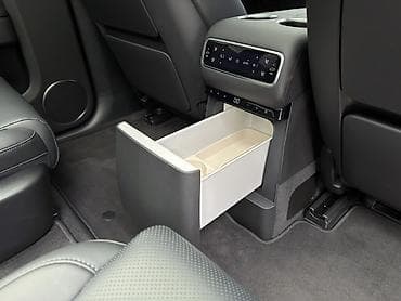 Продажа авто: Lixiang L9: 2025 г., 1.5 л, Автомат, Гибрид, Внедорожник — 7