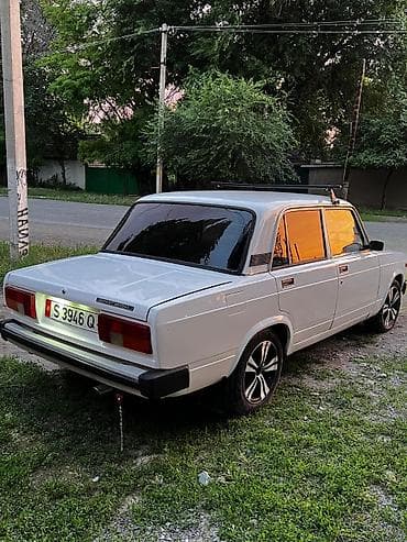 авто в такси: ВАЗ (ЛАДА) 2105: 1982 г., 1.3 л, Механика, Седан — 6