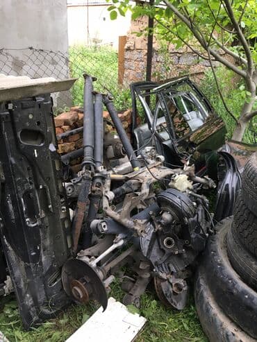 задний стоп на ауди с4: БМВ Е38,Е39 БАМПЕРА, БАЛКИ,БЕНЗ БАК,САЛОН,ДВОРНИКИ И МНОГОЕ ДРУГОЕ — 23