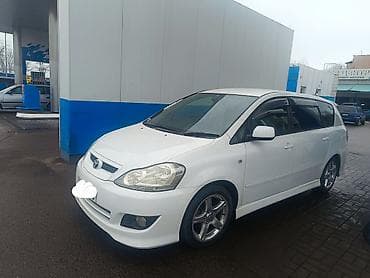 Toyota Ipsum: 2003 г., 2.4 л, Газ, Минивэн