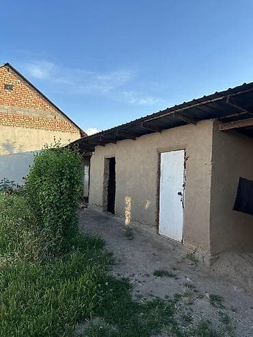 Дома: 🏡 Продается кирпичный 6-комнатный дом! 📍 Адрес: ж/м Ак-Ордо 3, ул — 7