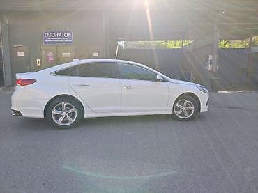 Транспорт: Hyundai Sonata: 2018 г., 2 л, Автомат, Бензин, Седан — 4
