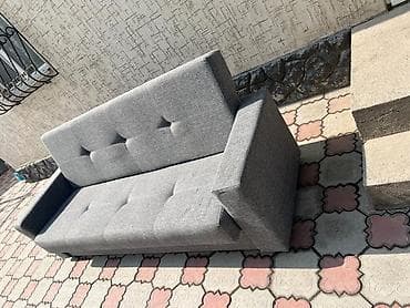 Прямые диваны: Прямой диван, Б/у — 5