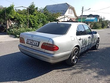 haval h9: Mercedes-Benz E-Class: 1997 г., Седан — 4