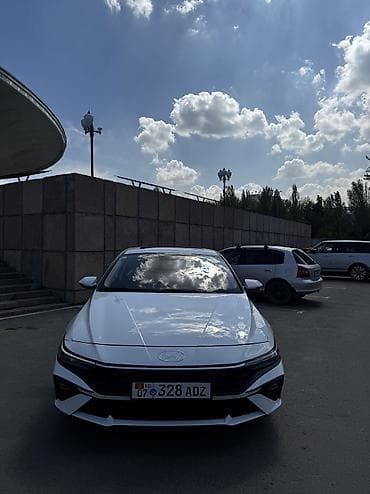 продаю токмок: Hyundai Elantra: 2024 г., 1.5 л, Вариатор, Бензин, Седан — 3