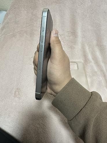 apple 11 pro max: IPhone 16 Pro, Б/у, 512 ГБ, Белый, Чехол, Коробка, 100 % — 10